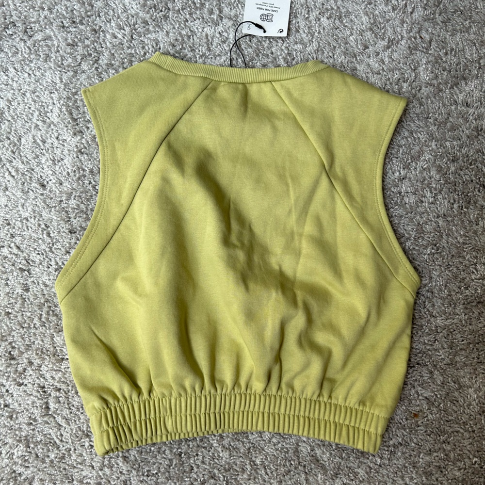 Zara sleeveless sweatshirt top. New with tags. Size XS.
